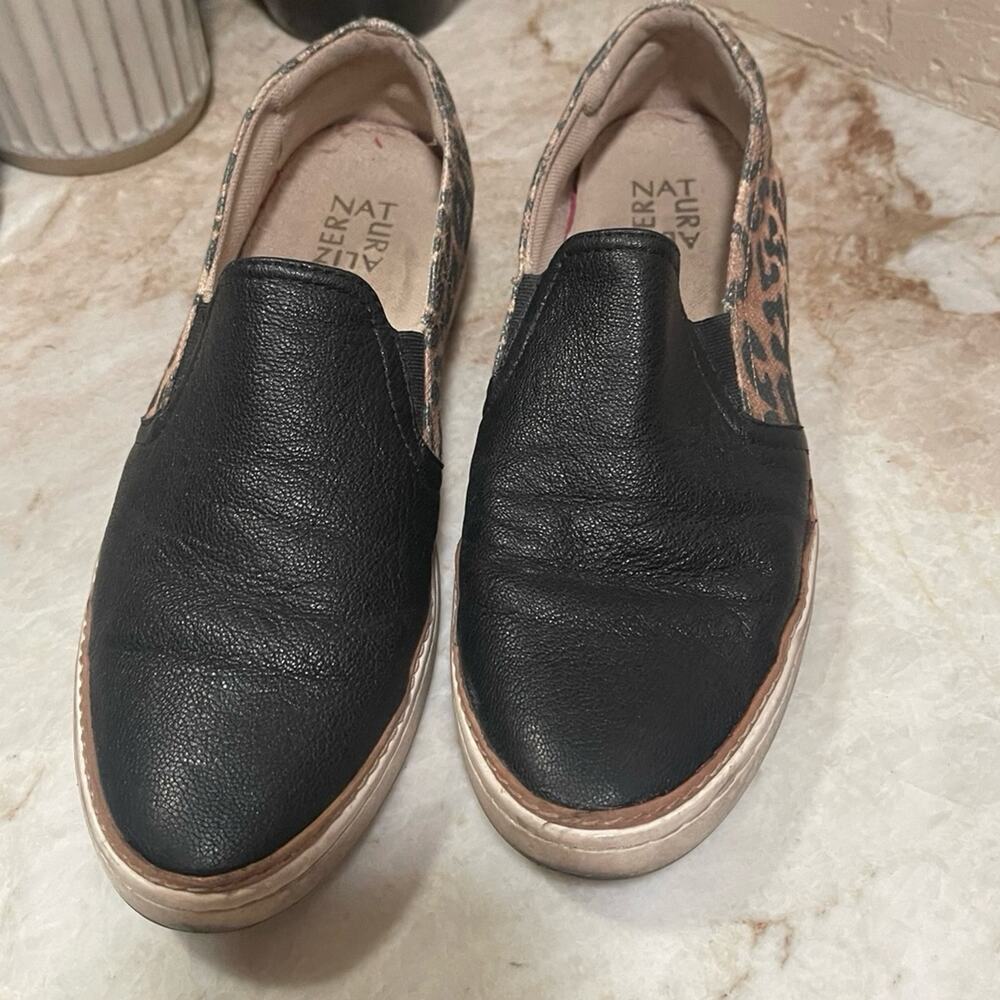 Naturalizer Zola cheetah print slip ons sz 9-1/2